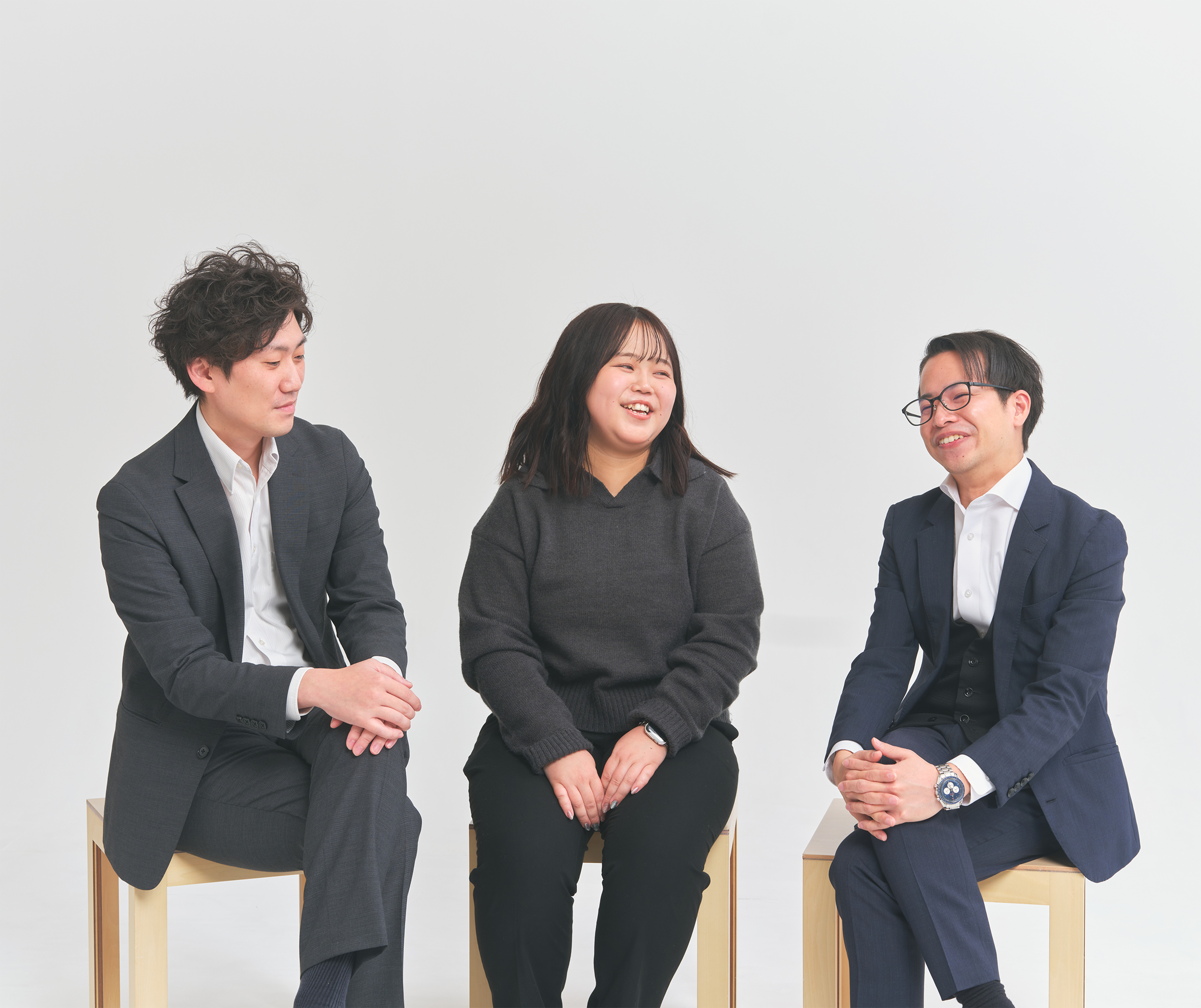 キービジュアル4